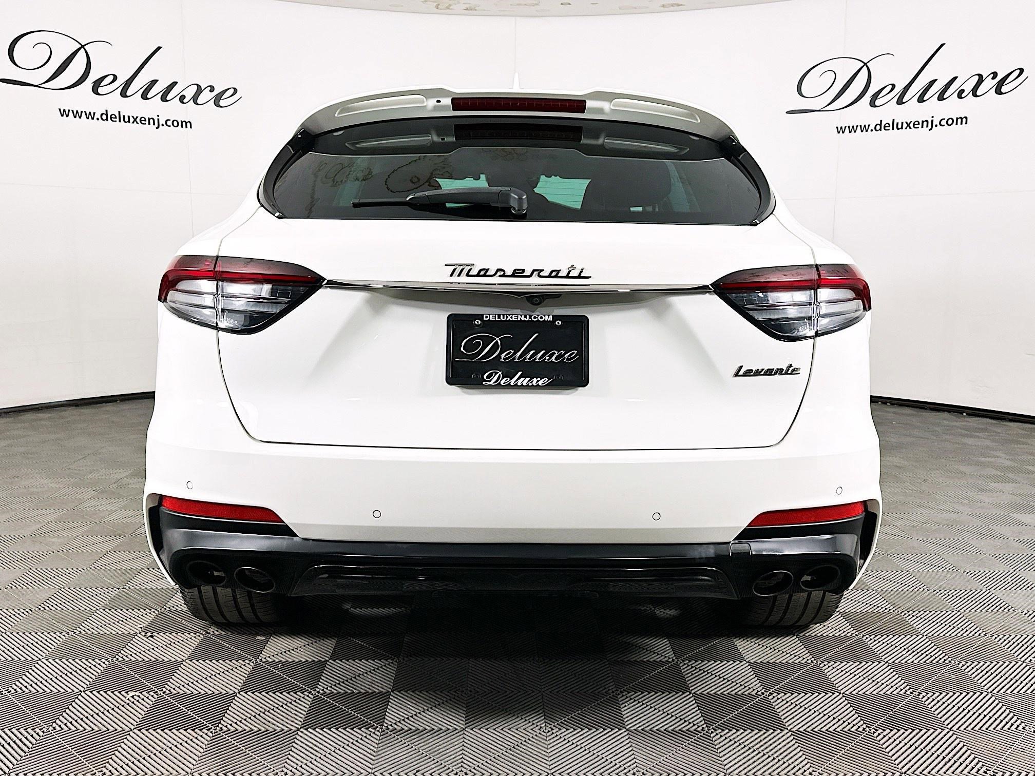 Used 2022 Maserati Levante Modena AWD/4WD image 5
