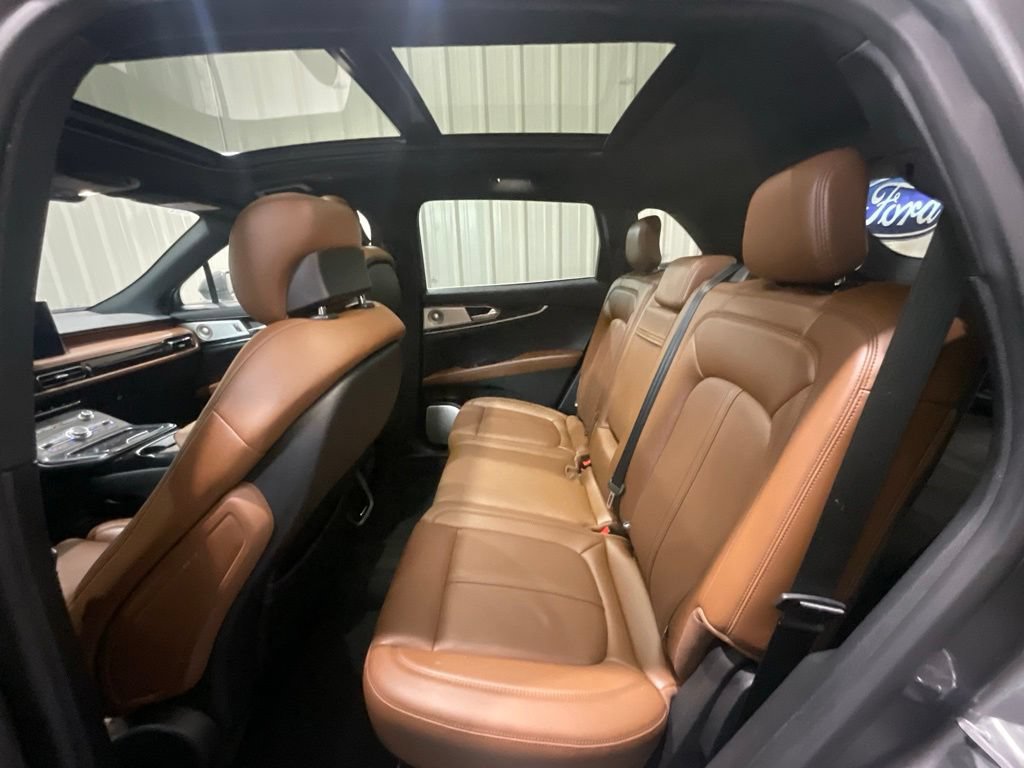 Used 2023 Lincoln Nautilus Reserve w/ Equipment Group 202A AWD/4WD image 12
