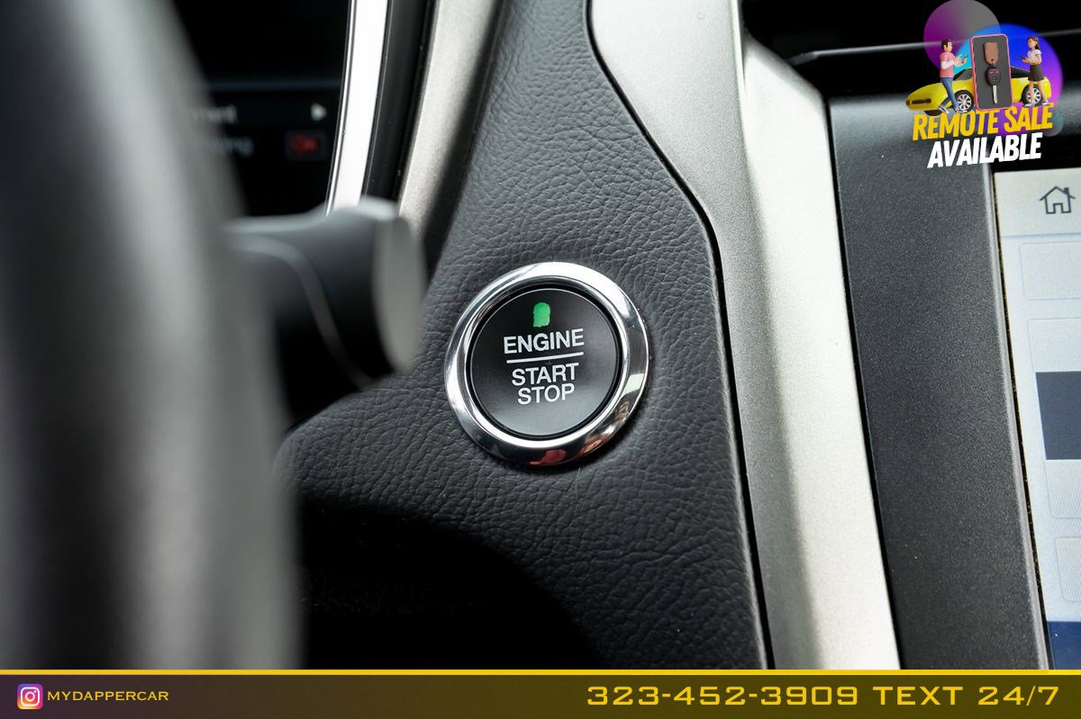 Used 2020 Ford Fusion SEL image 25