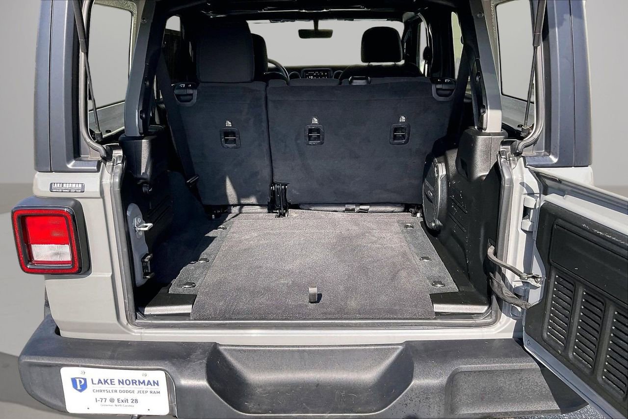 Certified 2023 Jeep Wrangler Willys image 26