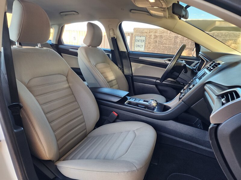 Used 2018 Ford Fusion S FWD image 58