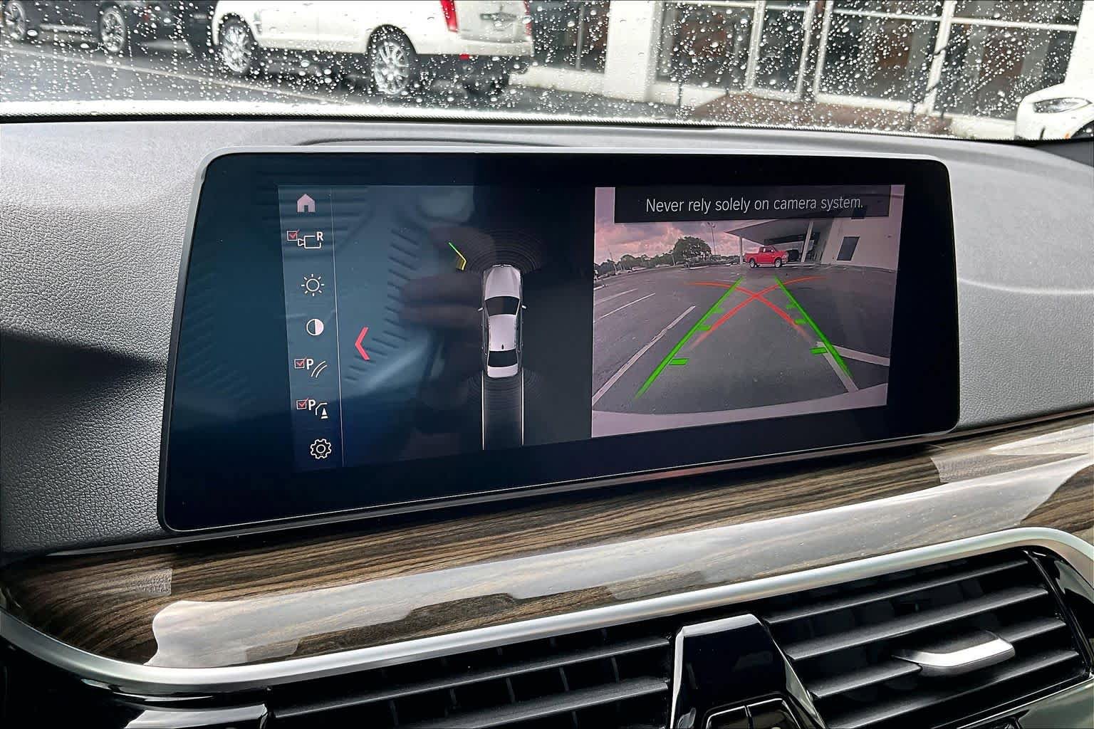 Used 2019 BMW 530i w/ Convenience Package RWD image 28