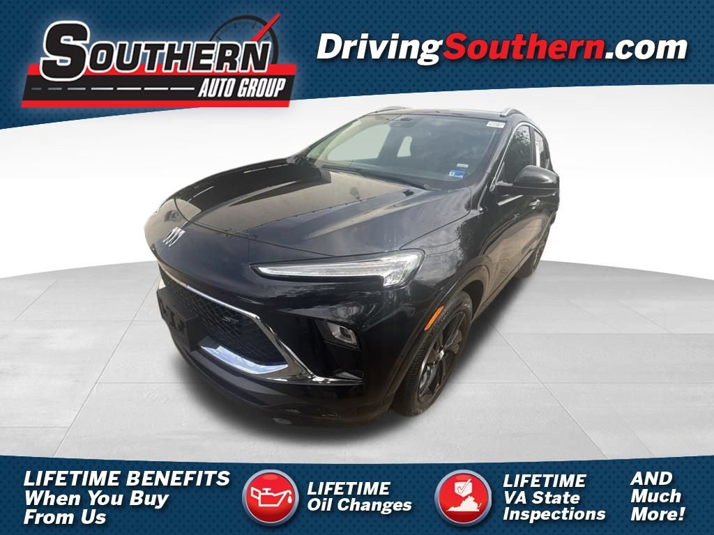 Used 2024 Buick Encore GX Sport Touring FWD image 1