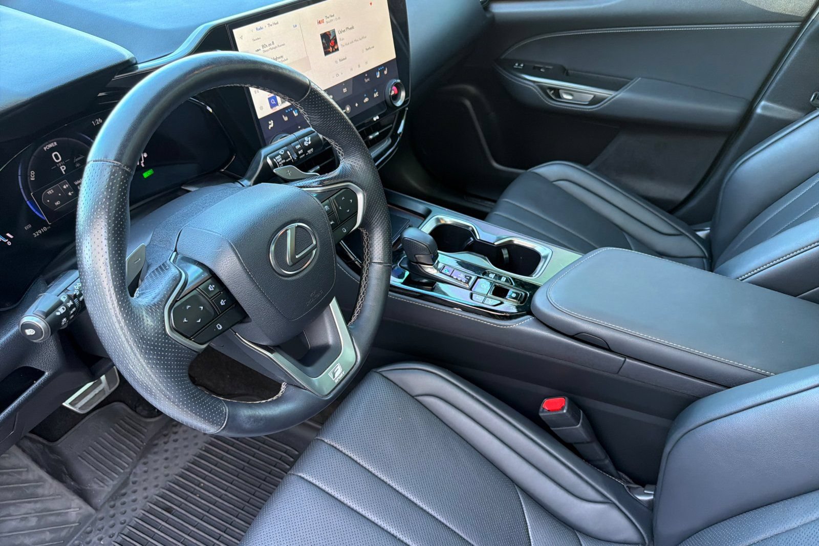 Used 2025 Lexus NX 450h+ F Sport w/ Accessory Package (2T) AWD/4WD image 12