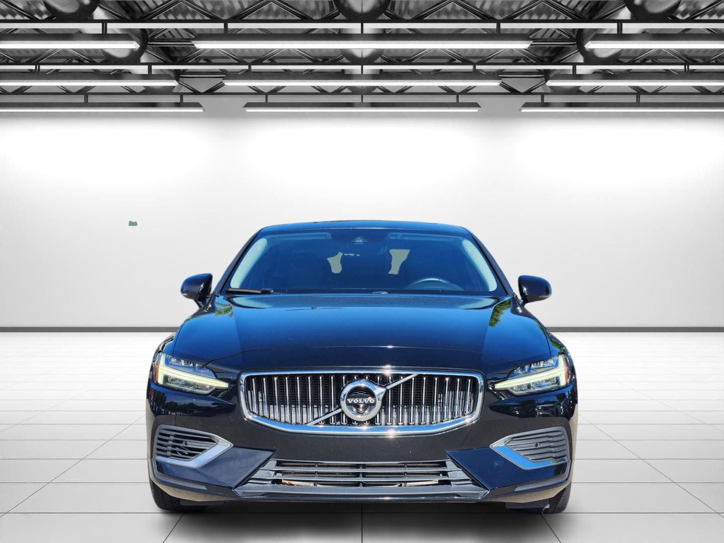 Used 2021 Volvo S60 T8 Inscription image 4