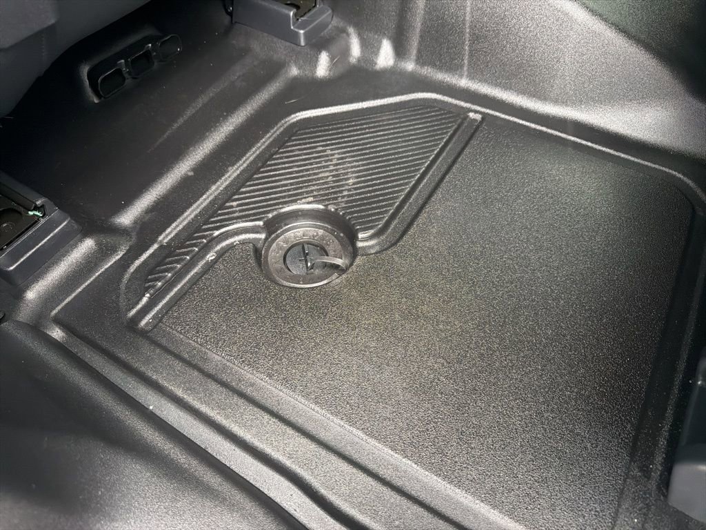 Used 2024 Ford Bronco Badlands image 50