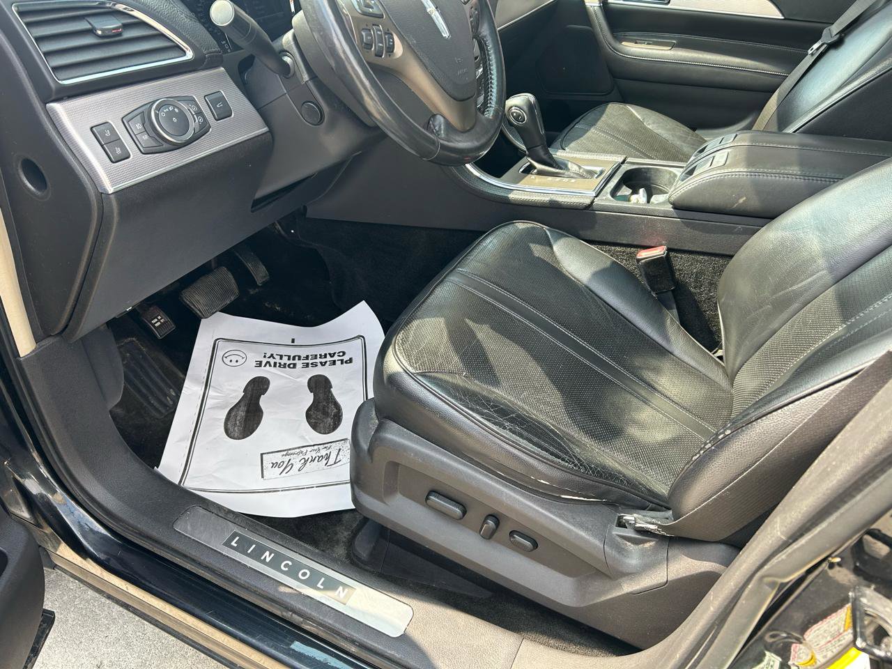 Used 2011 Lincoln MKX AWD w/ Sight & Sound Pkg image 10