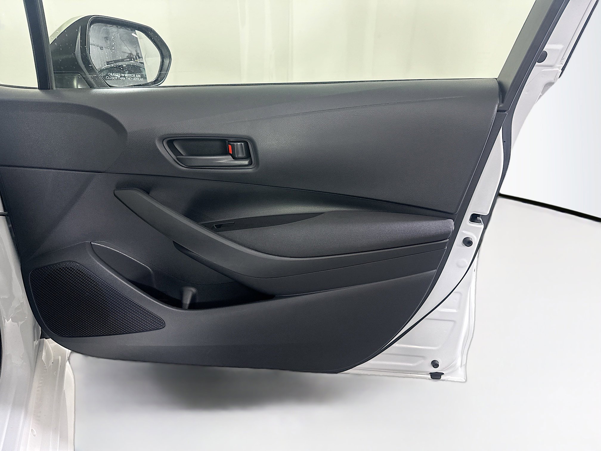 Used 2023 Toyota Corolla LE w/ Carpet Mat Package (TMS) image 30