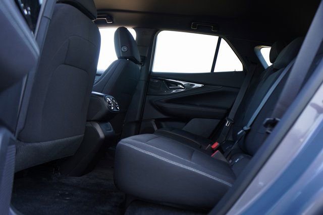 New 2025 Chevrolet Equinox EV LT image 27