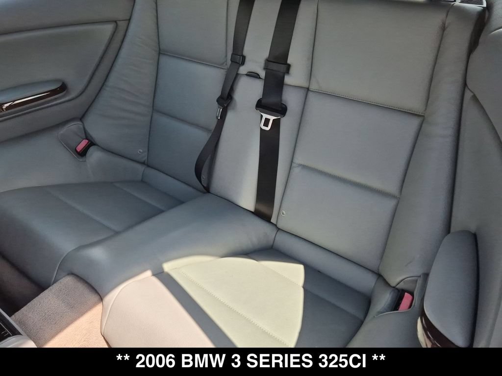 Used 2006 BMW 325Ci Convertible RWD image 3