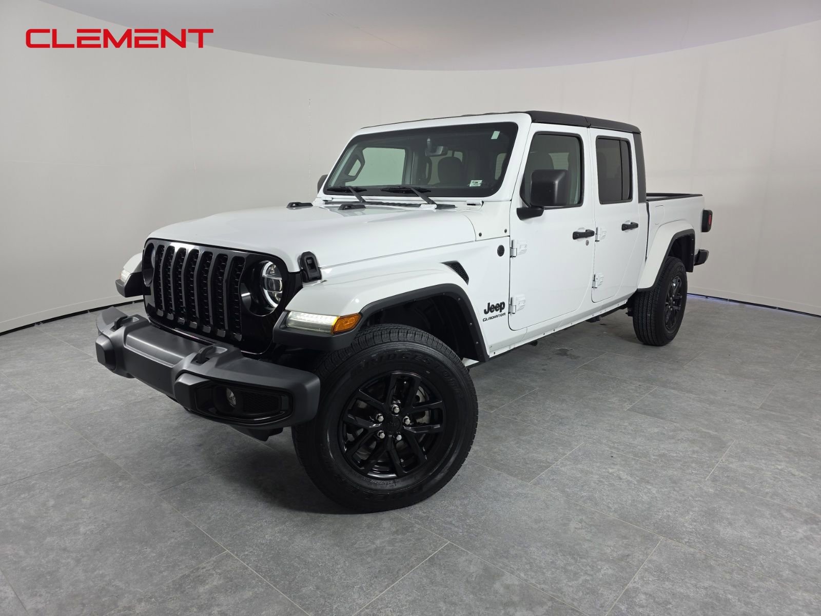 Used 2022 Jeep Gladiator Sport image 1