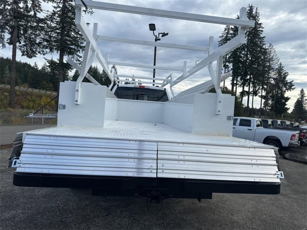 New 2024 Ford F450 XL image 35