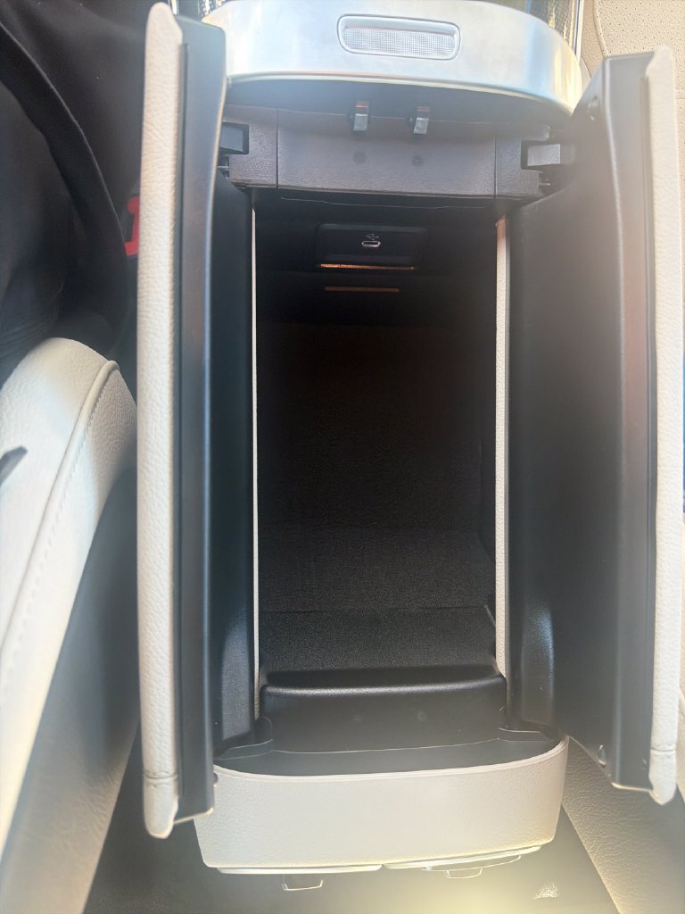 New 2026 Mercedes-Benz C 300 4MATIC Sedan image 13