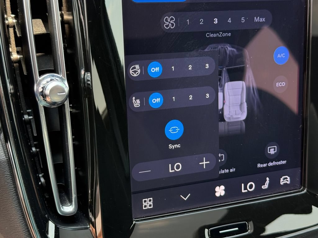 Certified 2023 Volvo C40 P8 Recharge Plus AWD/4WD image 26