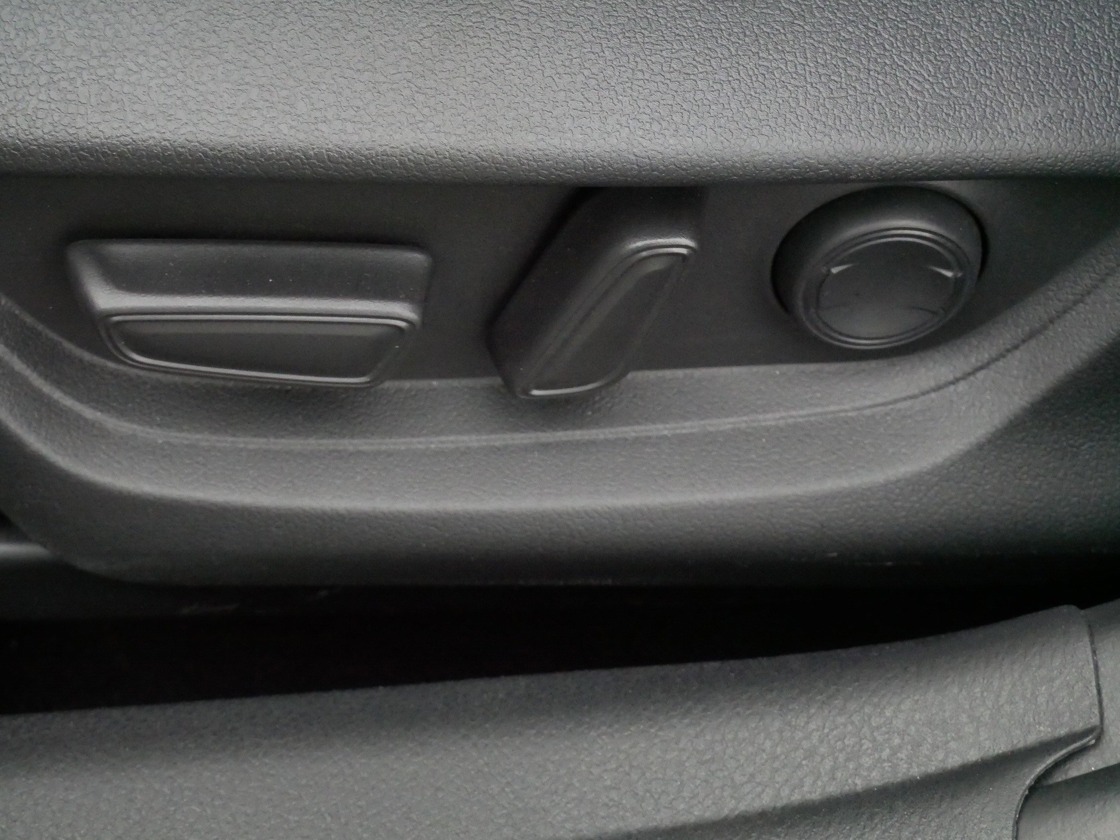 Certified 2025 Toyota Camry SE FWD image 19