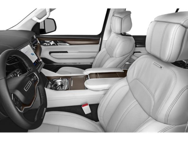 Certified 2022 Jeep Grand Wagoneer Series III w/ Rear Seat Video Group 1 AWD/4WD image 9