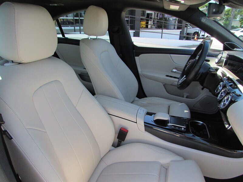 Used 2021 Mercedes-Benz CLA 250 image 21