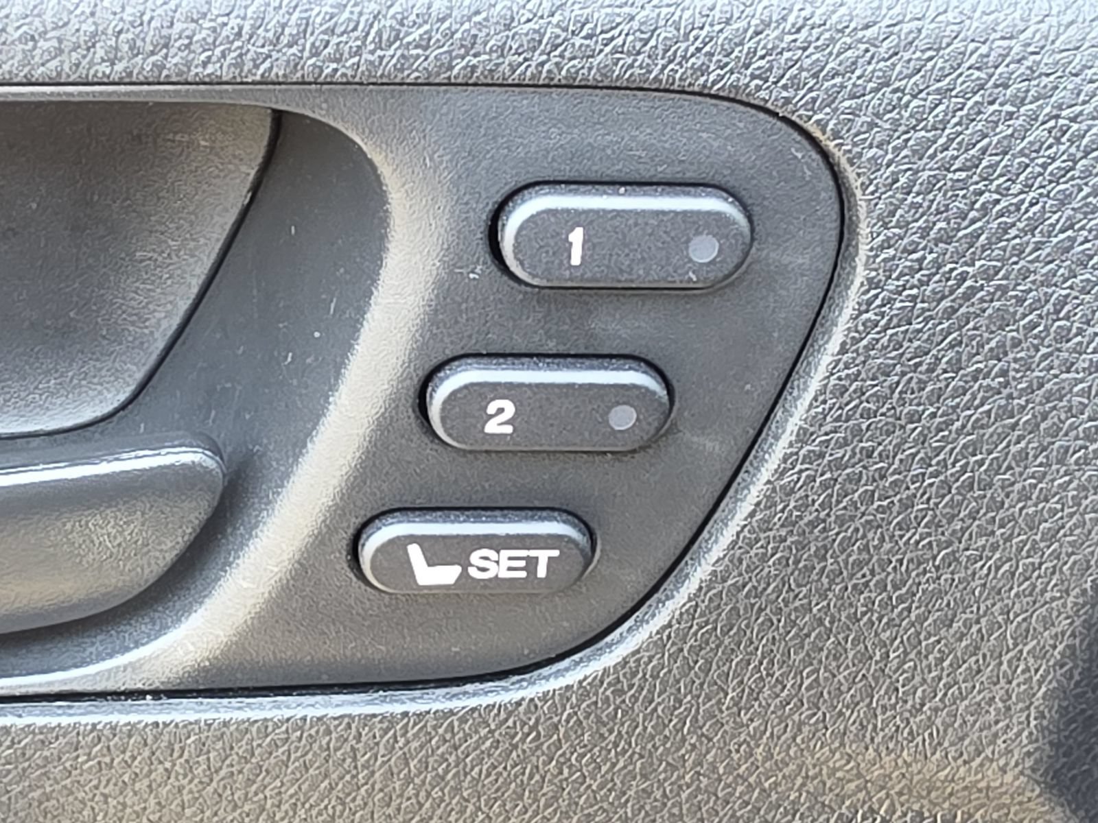 Used 2024 Honda Passport EX-L image 18