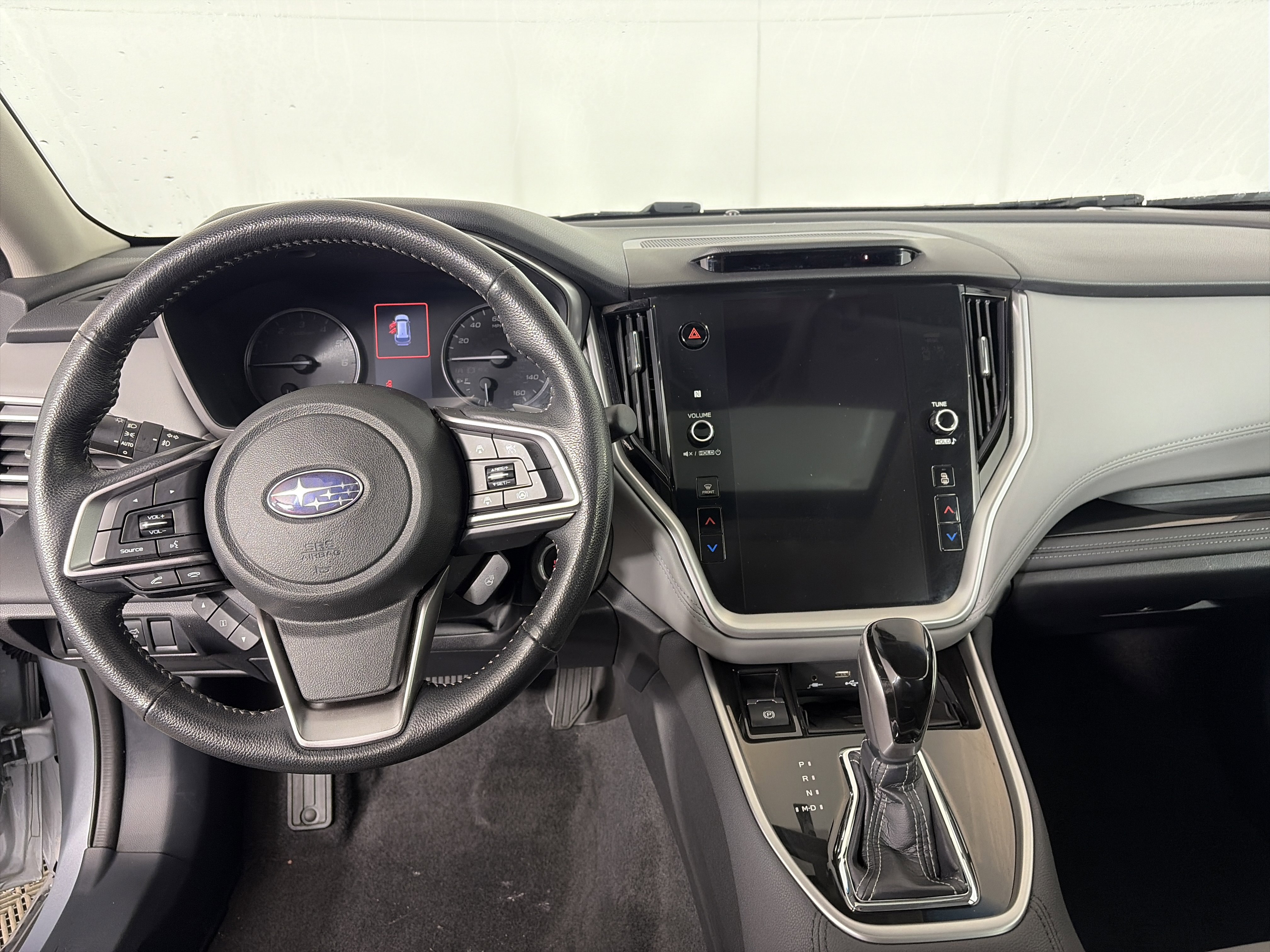 Used 2021 Subaru Outback Limited image 3