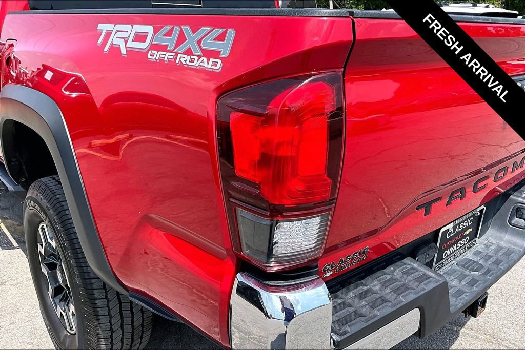 Used 2019 Toyota Tacoma TRD Off-Road AWD/4WD image 22