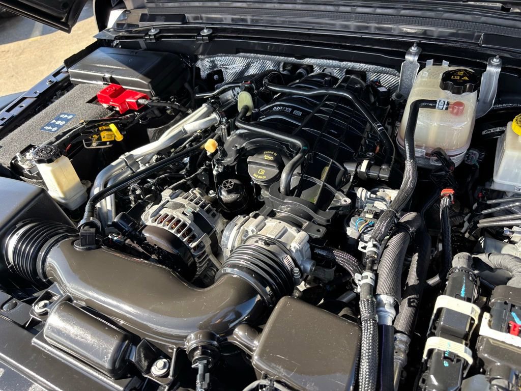 Used 2024 Jeep Gladiator Mojave w/ Technology Group image 30