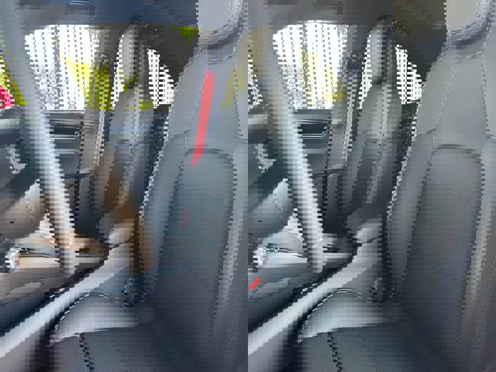 New 2026 Porsche Macan Electric image 5