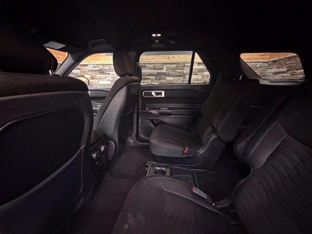 Used 2020 Ford Explorer XLT w/ Comfort Package AWD/4WD image 28