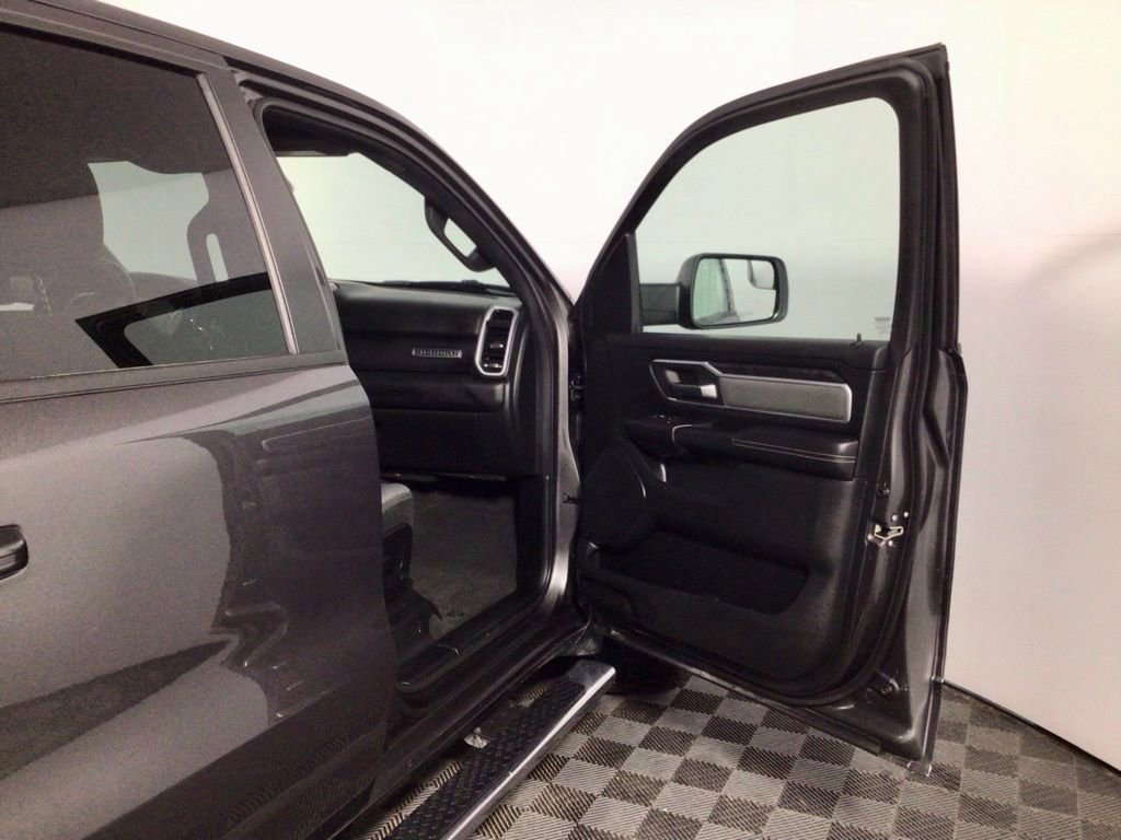 Used 2021 RAM 1500 Big Horn w/ Trailer Tow Group image 34