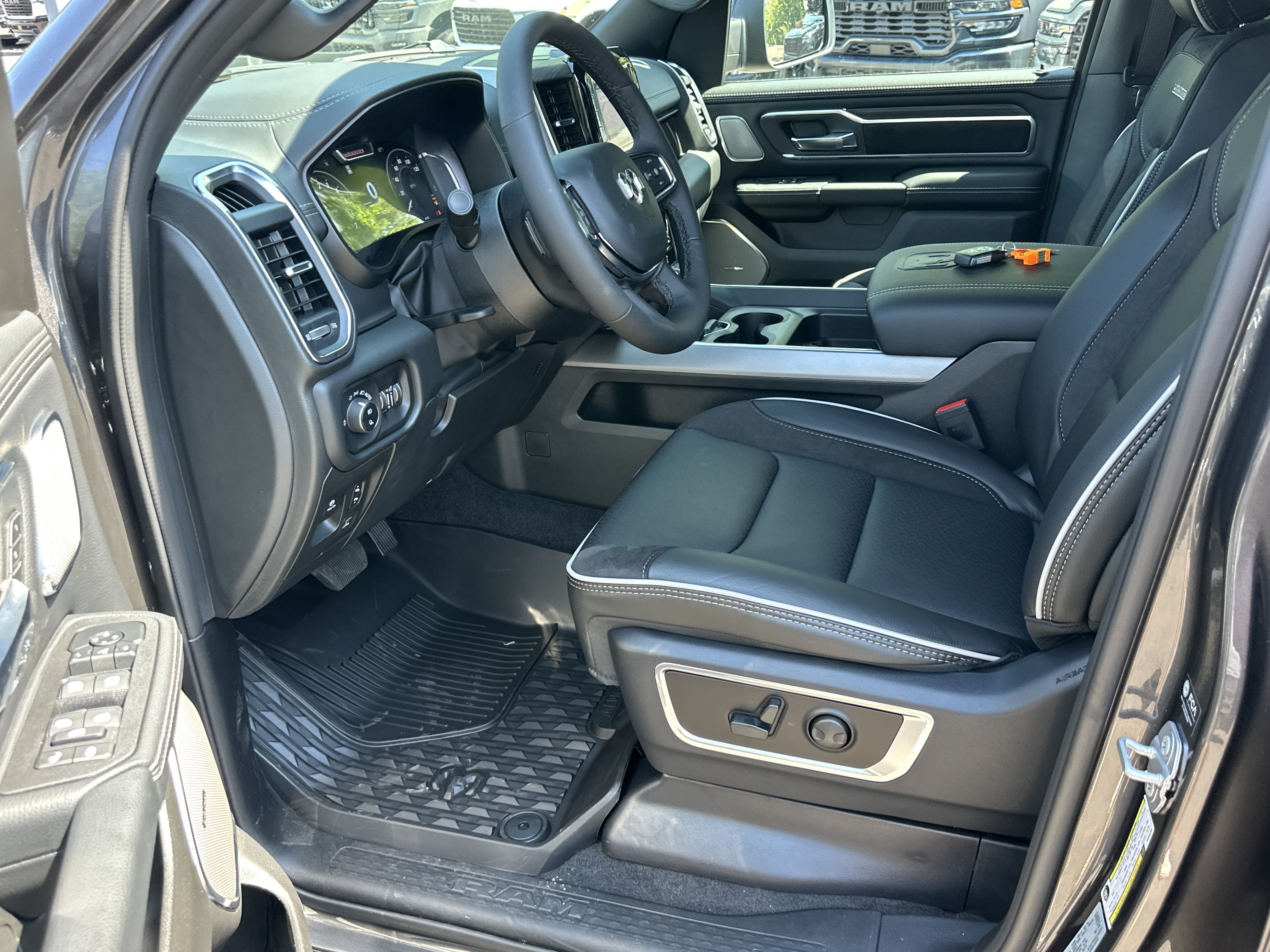 New 2027 RAM 1500 Laramie w/ Night Edition AWD/4WD image 29