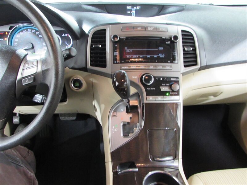 Used 2011 Toyota Venza AWD w/ Convenience Pkg image 68