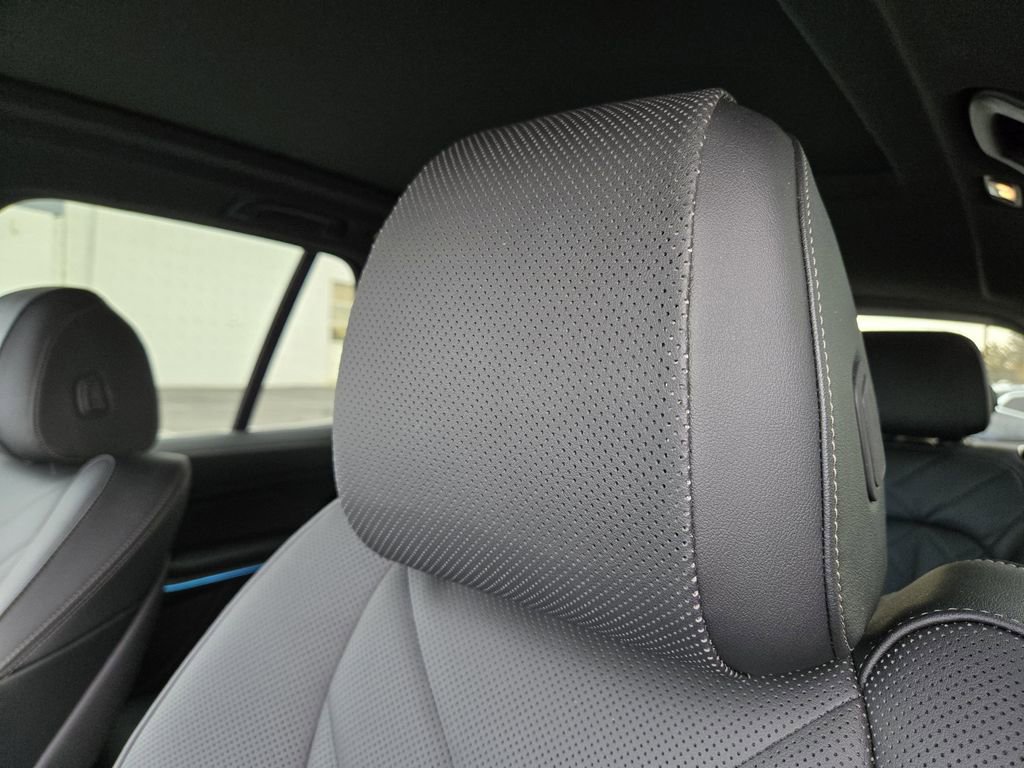 Certified 2025 BMW X5 xDrive50e w/ Parking Assistance Package image 16