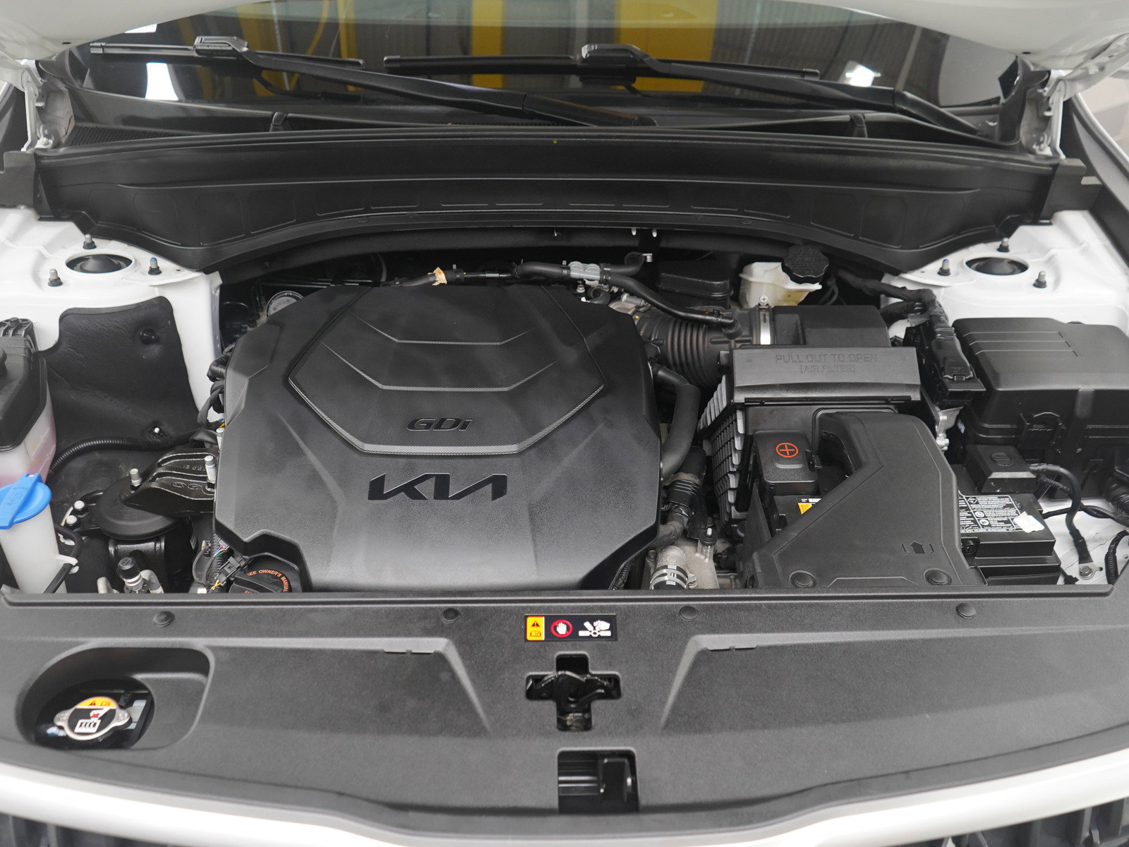 Used 2024 Kia Telluride EX w/ EX Captain's Chair Package image 33