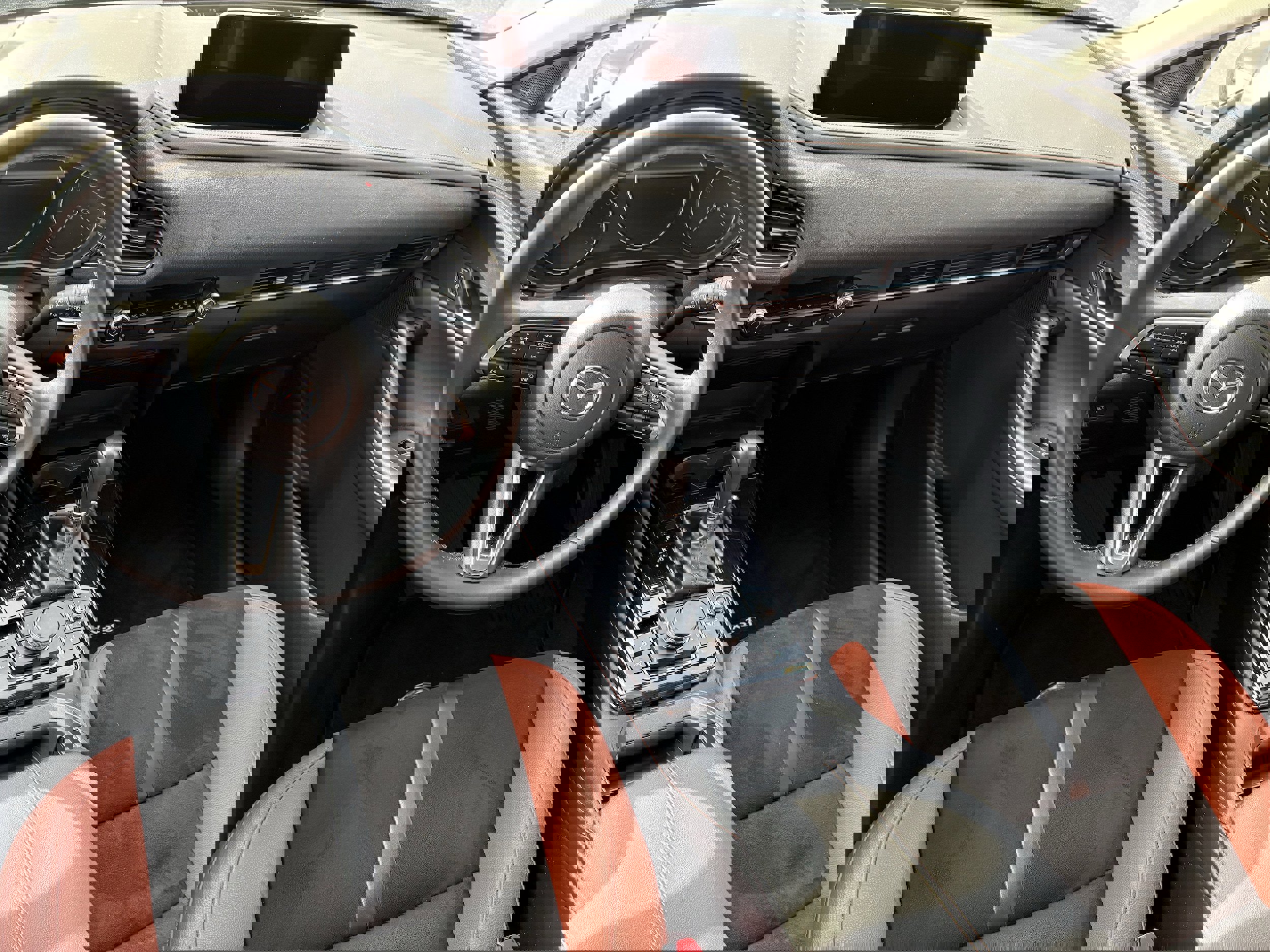 Used 2024 MAZDA CX-30 Carbon image 13