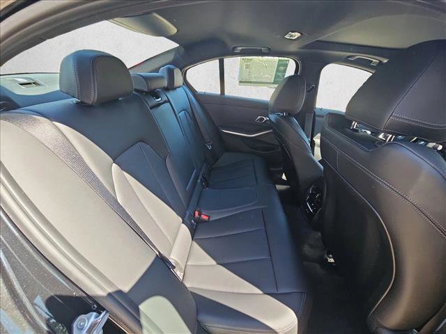 Used 2025 BMW M340i image 19