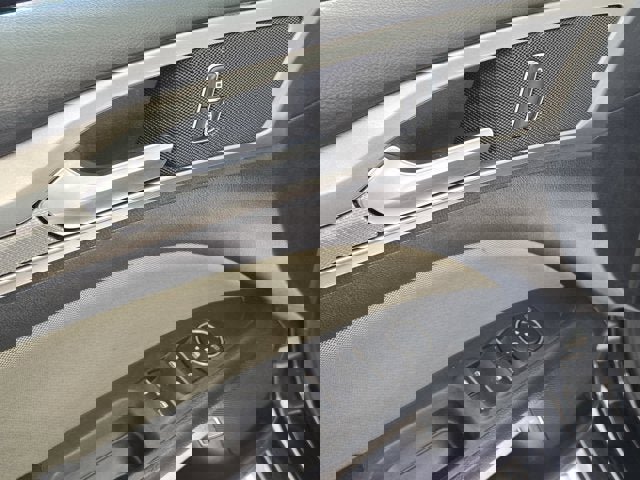 Used 2018 Ford Fusion S image 19