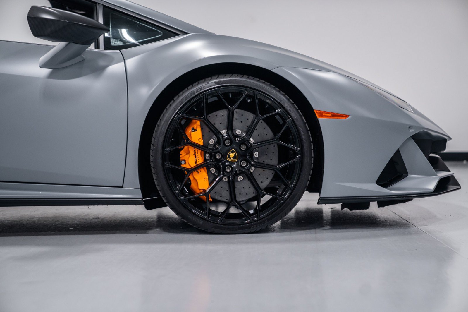 Used 2024 Lamborghini Huracan EVO AWD/4WD image 41