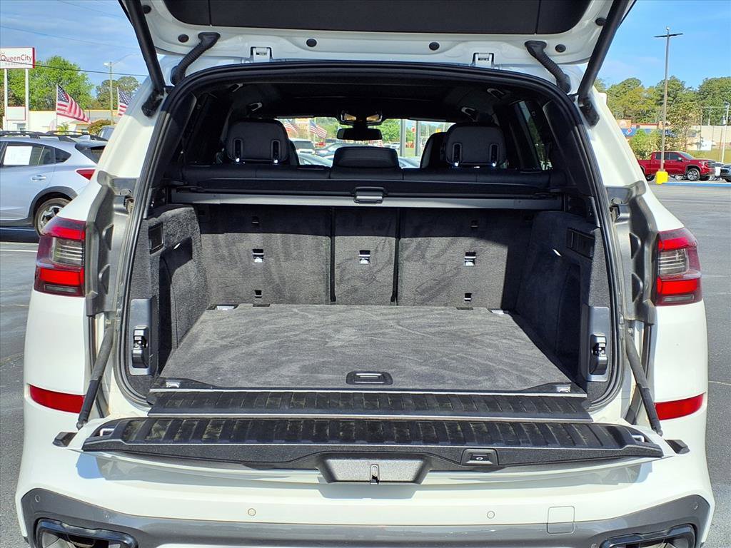 Used 2022 BMW X5 xDrive40i w/ M Sport Package image 20