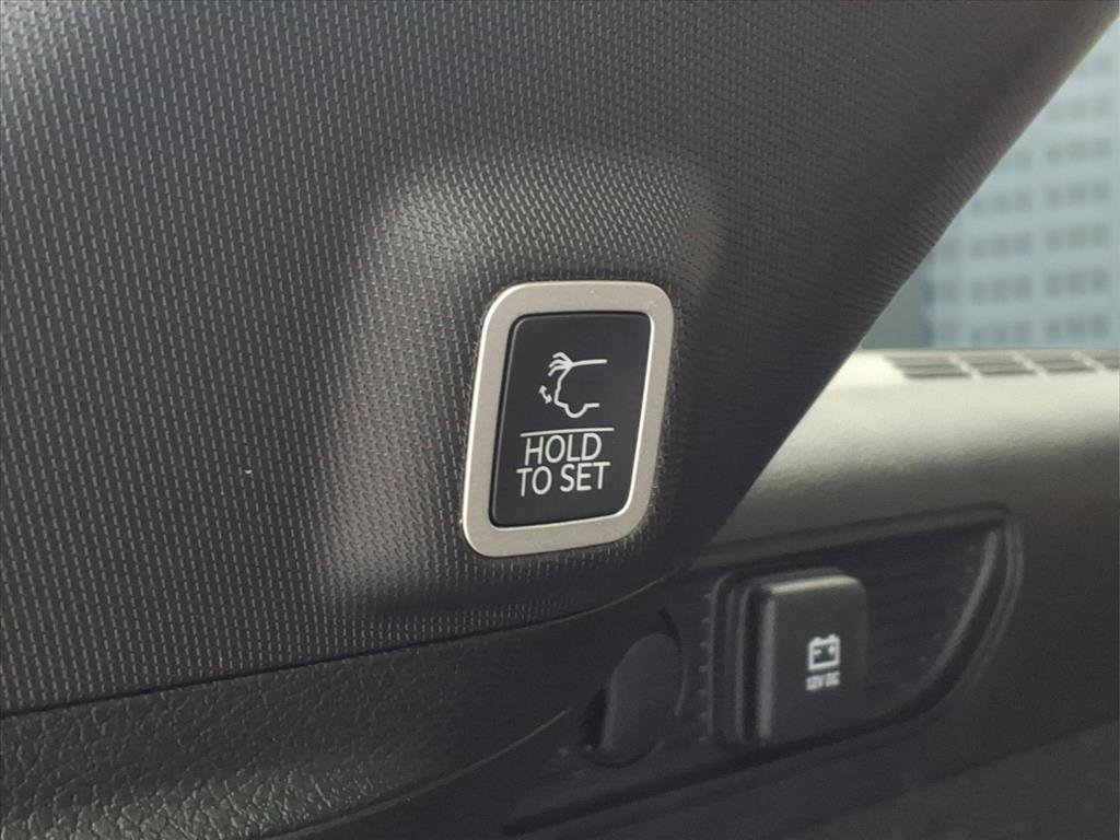 New 2025 Jeep Grand Cherokee Summit image 25