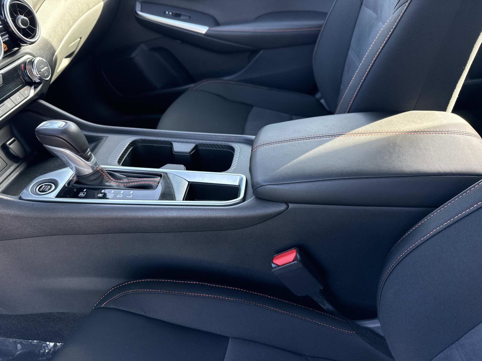 Used 2025 Nissan Sentra SR image 14