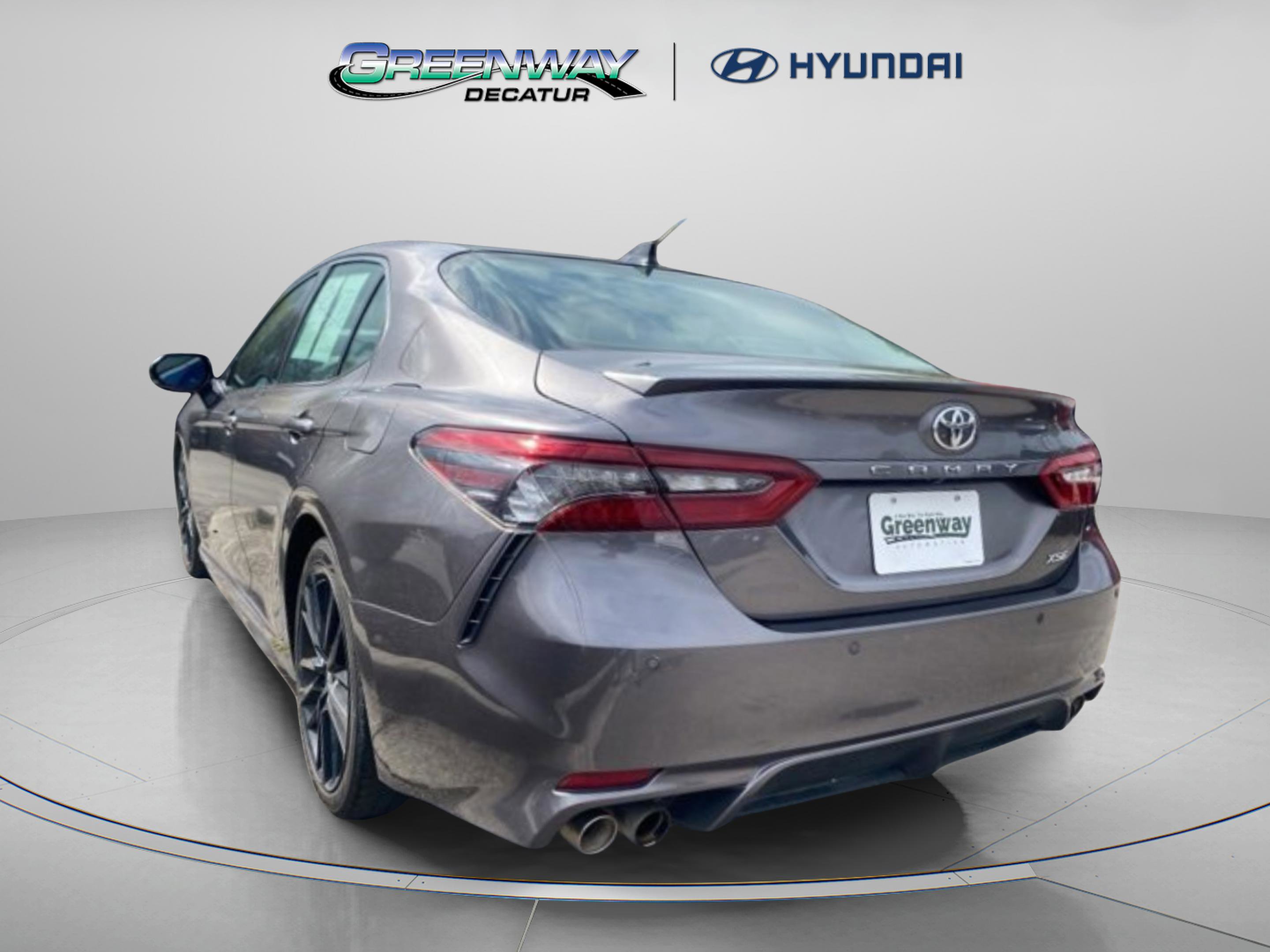 Used 2022 Toyota Camry XSE w/ Navigation Package image 7