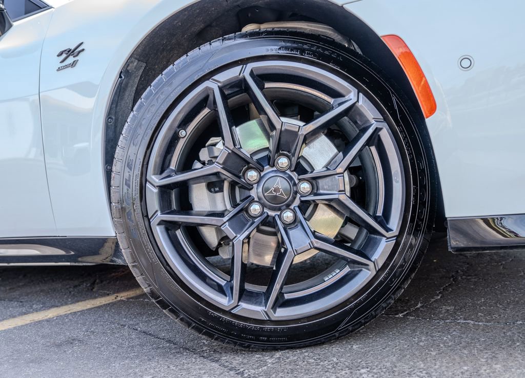 Used 2024 Dodge Charger R/T w/ Plus Group image 30
