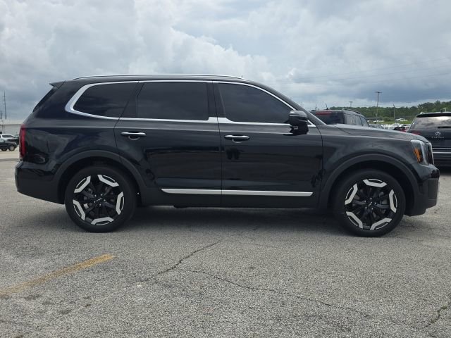 Used 2024 Kia Telluride S w/ S Sunroof Package FWD image 6