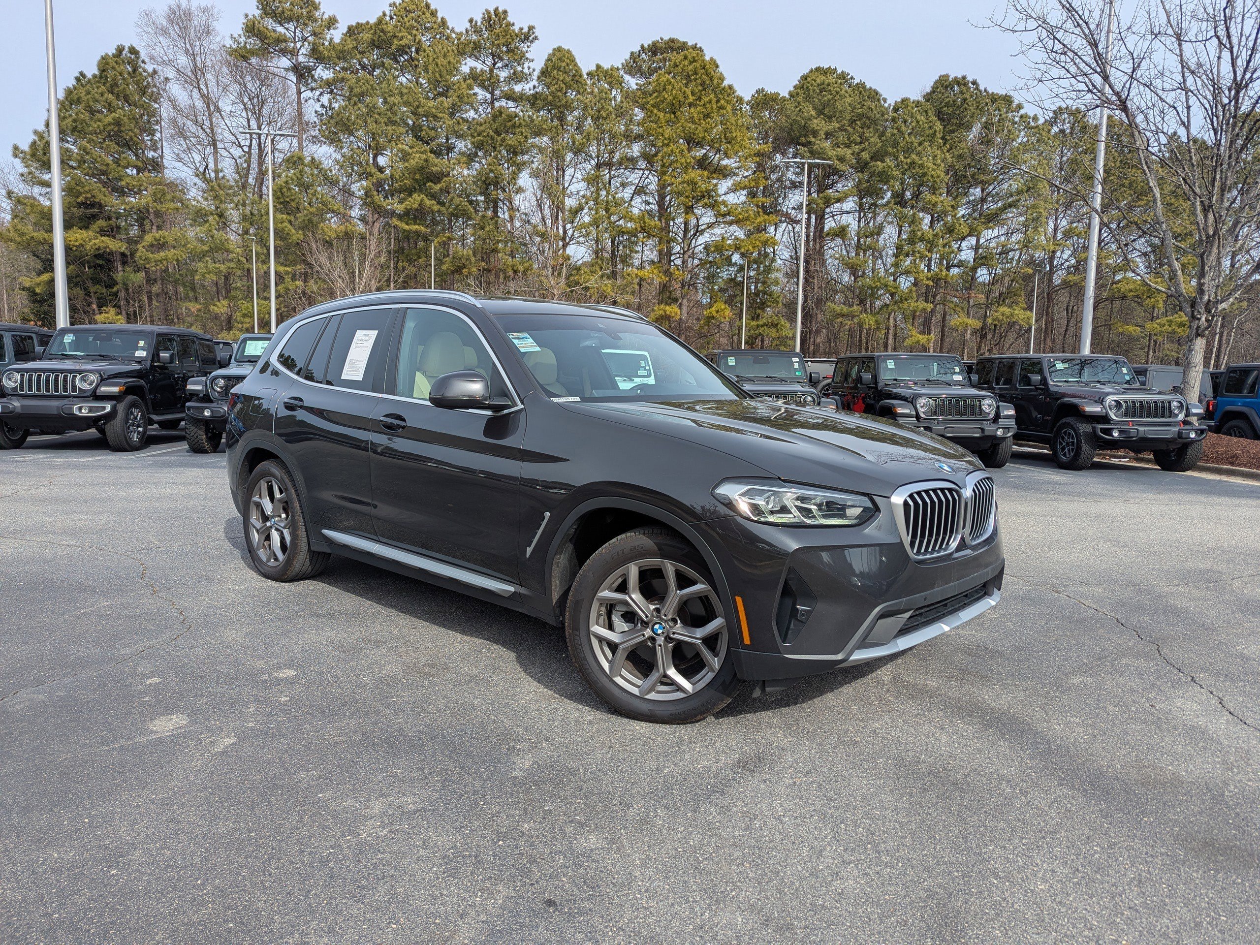 Used 2022 BMW X3 xDrive30i image 3