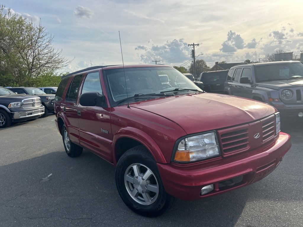 Used 2000 Oldsmobile Bravada AWD w/ Convenience Pkg I image 3