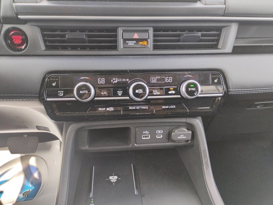 Certified 2025 Honda Pilot EX-L image 18