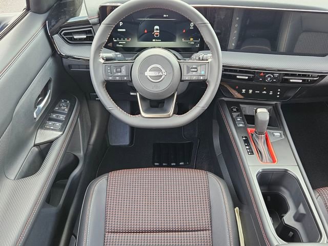 Used 2025 Nissan Kicks SR image 7