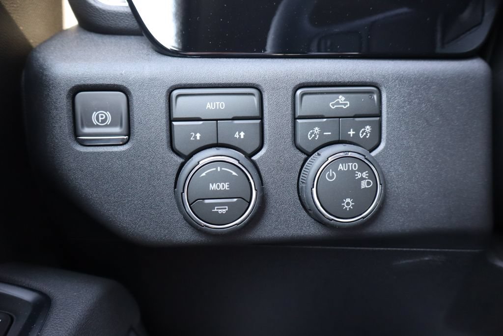 New 2026 Chevrolet Silverado 1500 LT AWD/4WD image 4