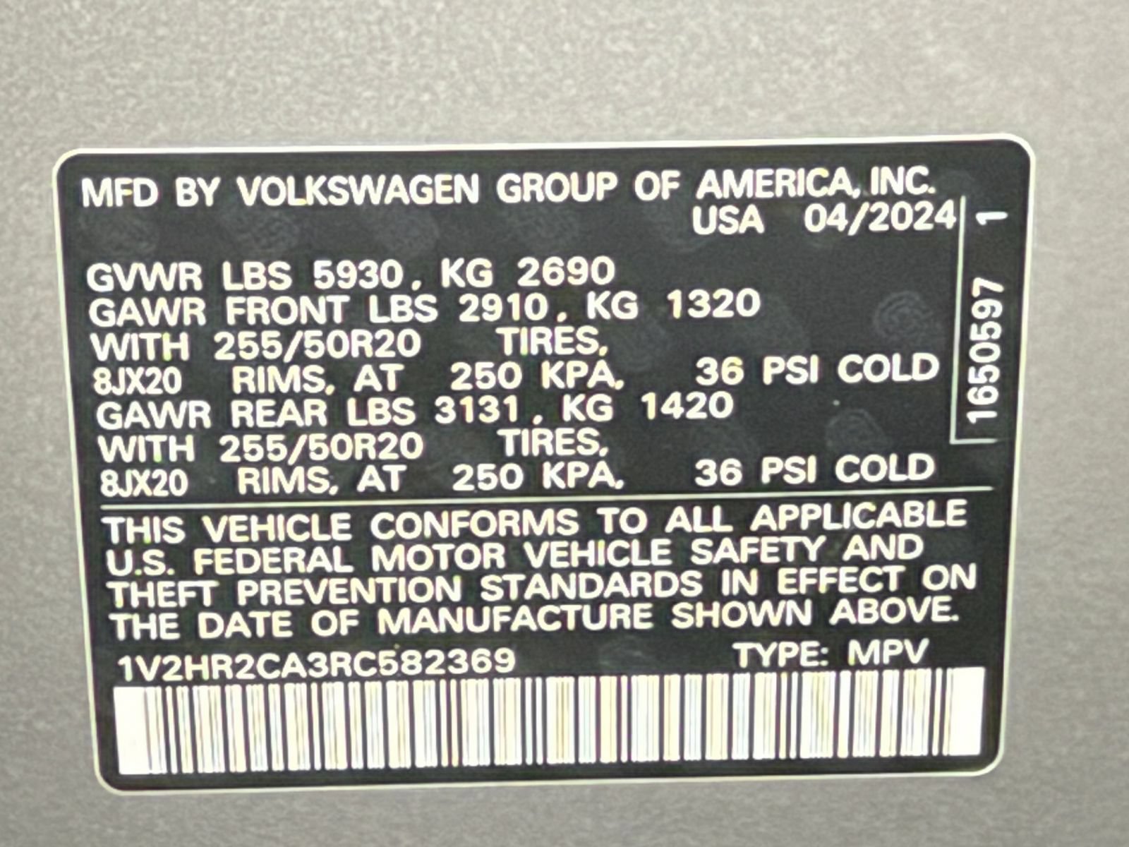 Used 2024 Volkswagen Atlas SE AWD/4WD image 29