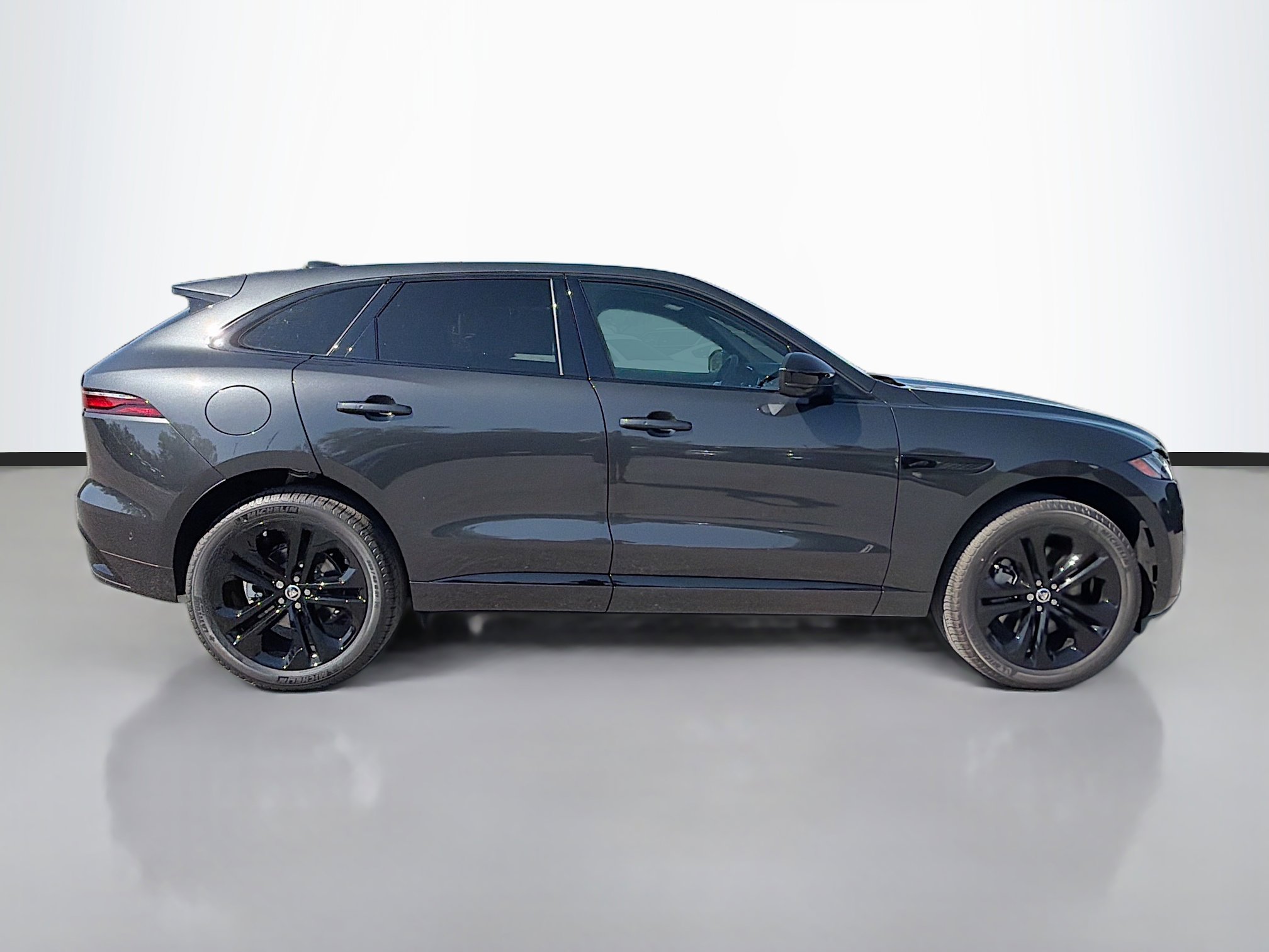 New 2026 Jaguar F-PACE R-Dynamic S AWD/4WD image 6