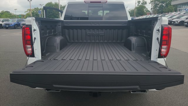 New 2026 GMC Sierra 1500 Elevation w/ Elevation Premium Package AWD/4WD image 18